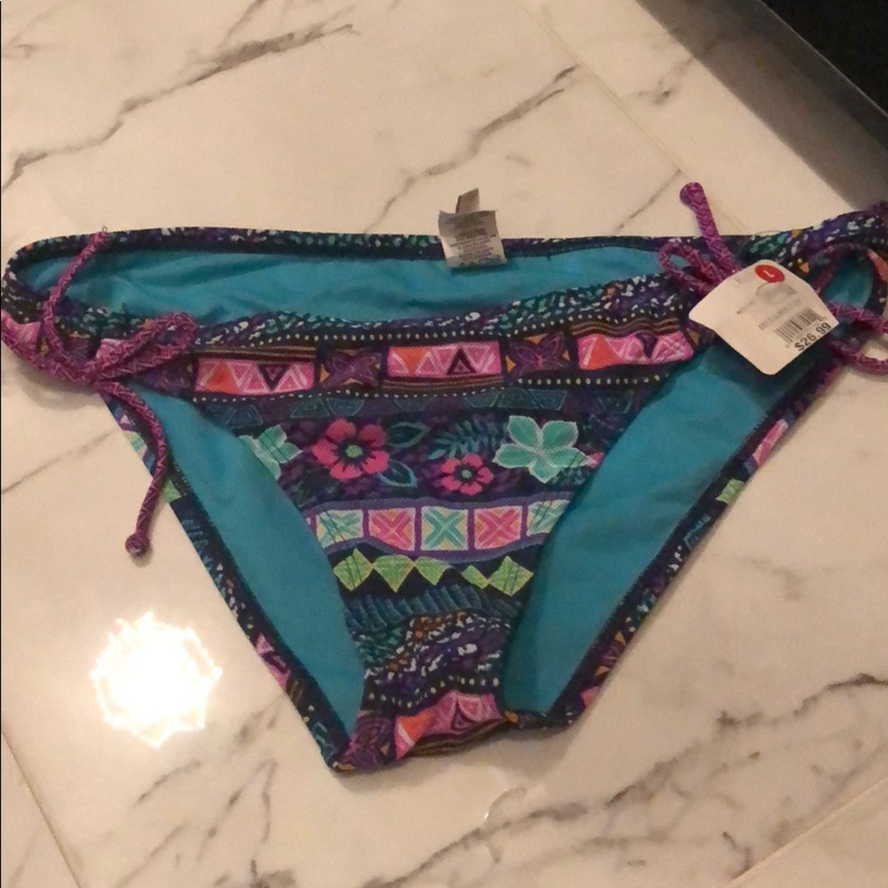 Bikini bottoms